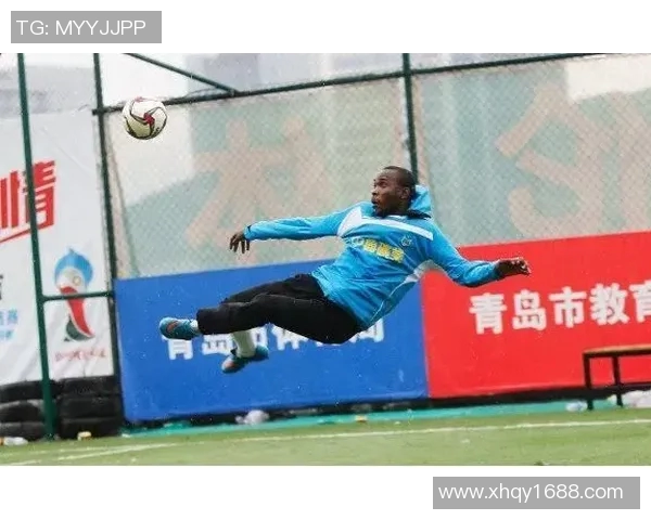 足球明星的爱情传奇从绿茵场到浪漫生活的动人故事 足球明星的爱情传奇从绿茵场到浪漫生活的动人故事